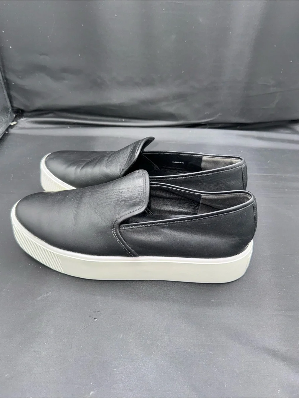 Vince Warren Black Leather Platform Slip On Sneakers 8 M Minimalist Quiet Lux